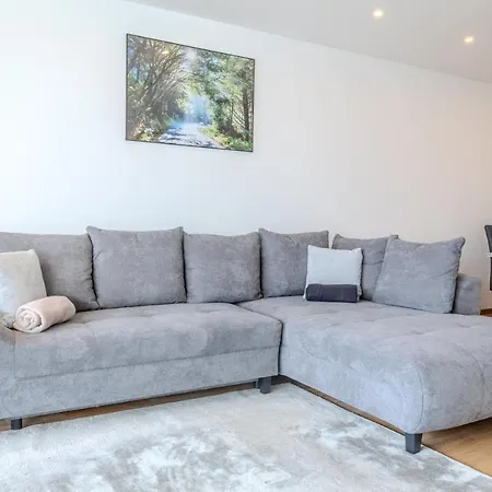 Premium Zuhause - Seeblick, Balkon, Pool & Seepromonade Langscheid (North Rhine-Westphalia)