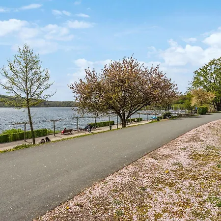 شقة Premium Zuhause - Seeblick, Balkon, Pool & Seepromonade *