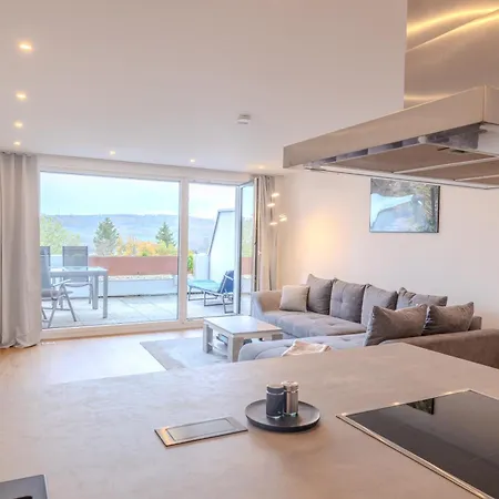 Apartment Premium Zuhause - Seeblick, Balkon, Pool & Seepromonade