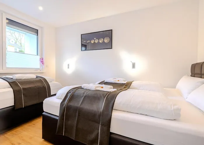 Premium Zuhause - Seeblick, Balkon, Pool & Seepromonade Langscheid (North Rhine-Westphalia)