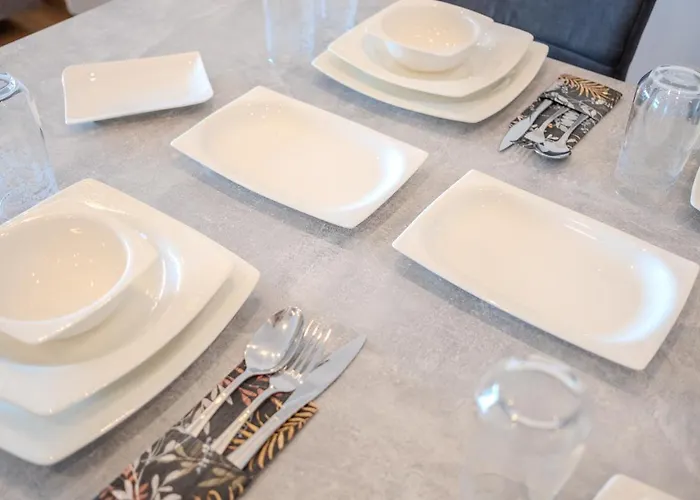 Premium Zuhause - Seeblick, Balkon, Pool & Seepromonade Langscheid (North Rhine-Westphalia)