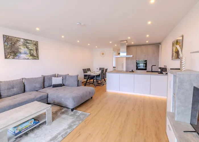 Lejlighed Premium Zuhause - Seeblick, Balkon, Pool & Seepromonade *