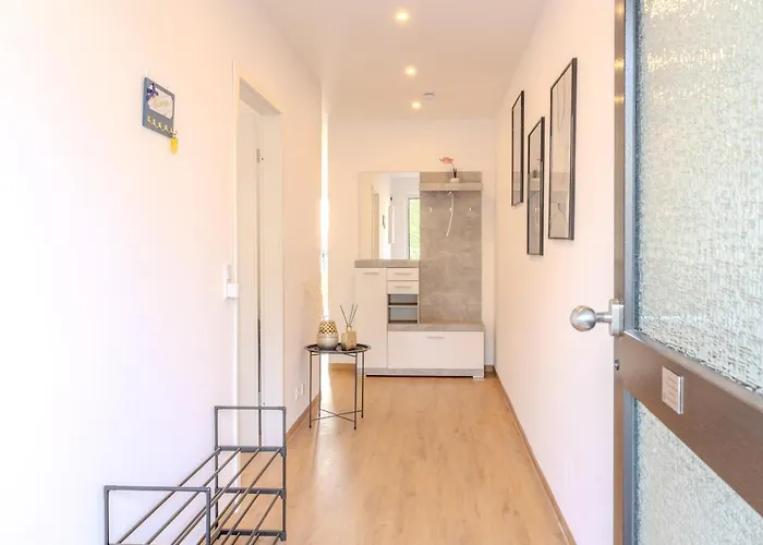 Premium Zuhause - Seeblick, Balkon, Pool & Seepromonade Lejlighed