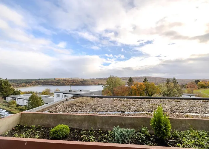 Premium Zuhause - Seeblick, Balkon, Pool & Seepromonade Langscheid (North Rhine-Westphalia)