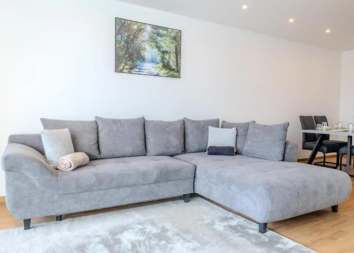 Premium Zuhause - Seeblick, Balkon, Pool & Seepromonade Langscheid (North Rhine-Westphalia)