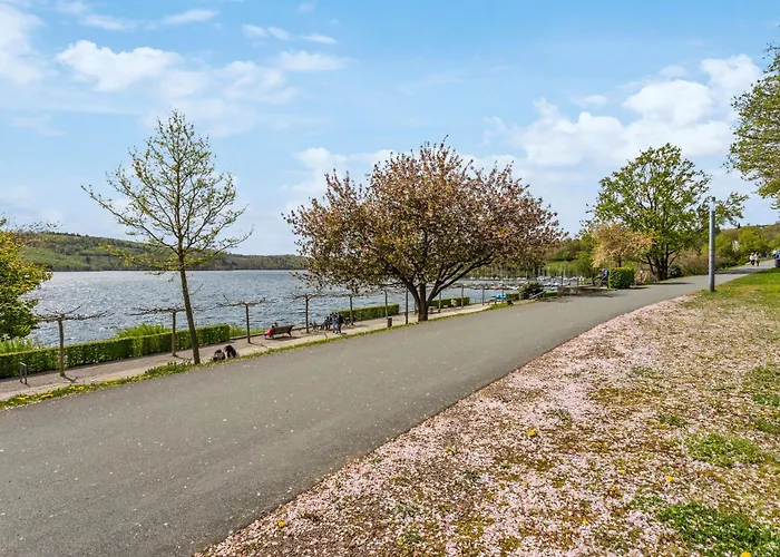 Lejlighed Premium Zuhause - Seeblick, Balkon, Pool & Seepromonade *